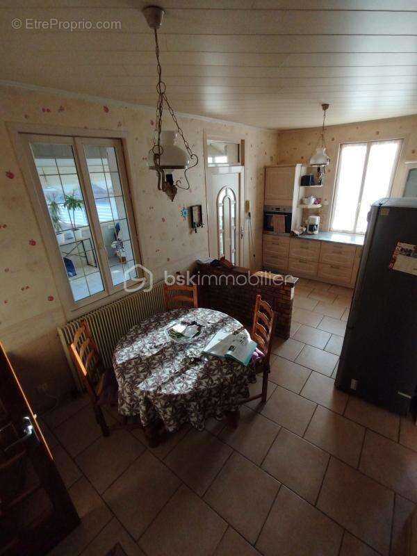 Maison à MONCHAUX-SORENG