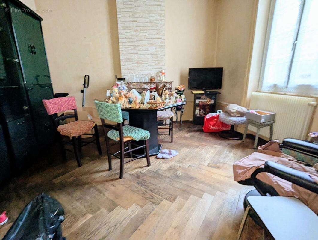 Maison à LYON-8E