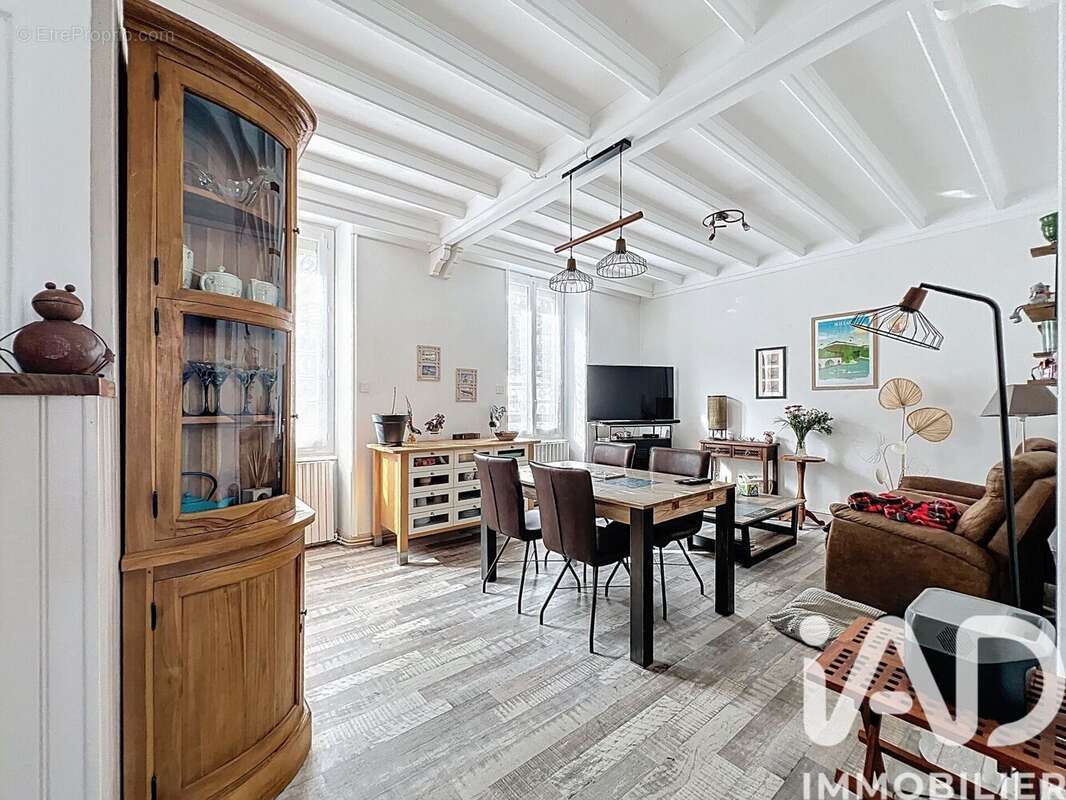 Appartement 62 m² à Millau  - photo 4