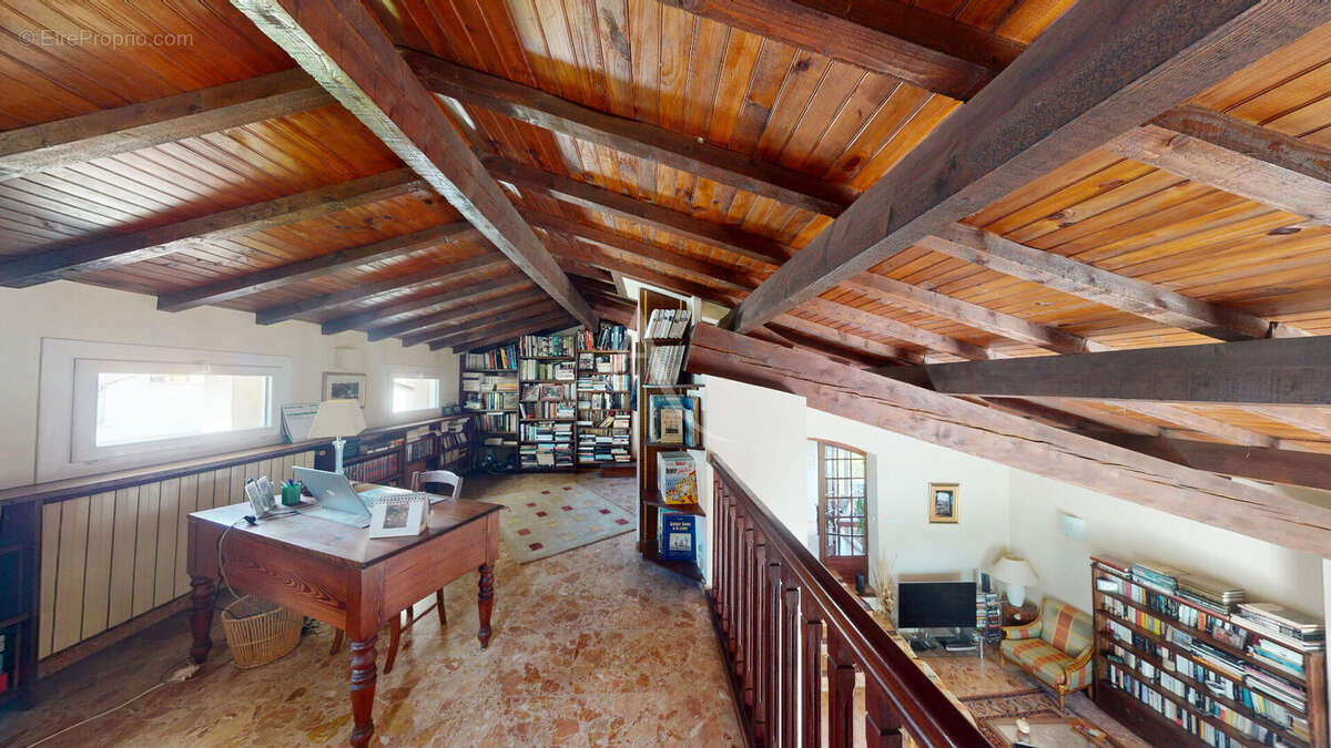 Maison à SAINT-ORENS-DE-GAMEVILLE