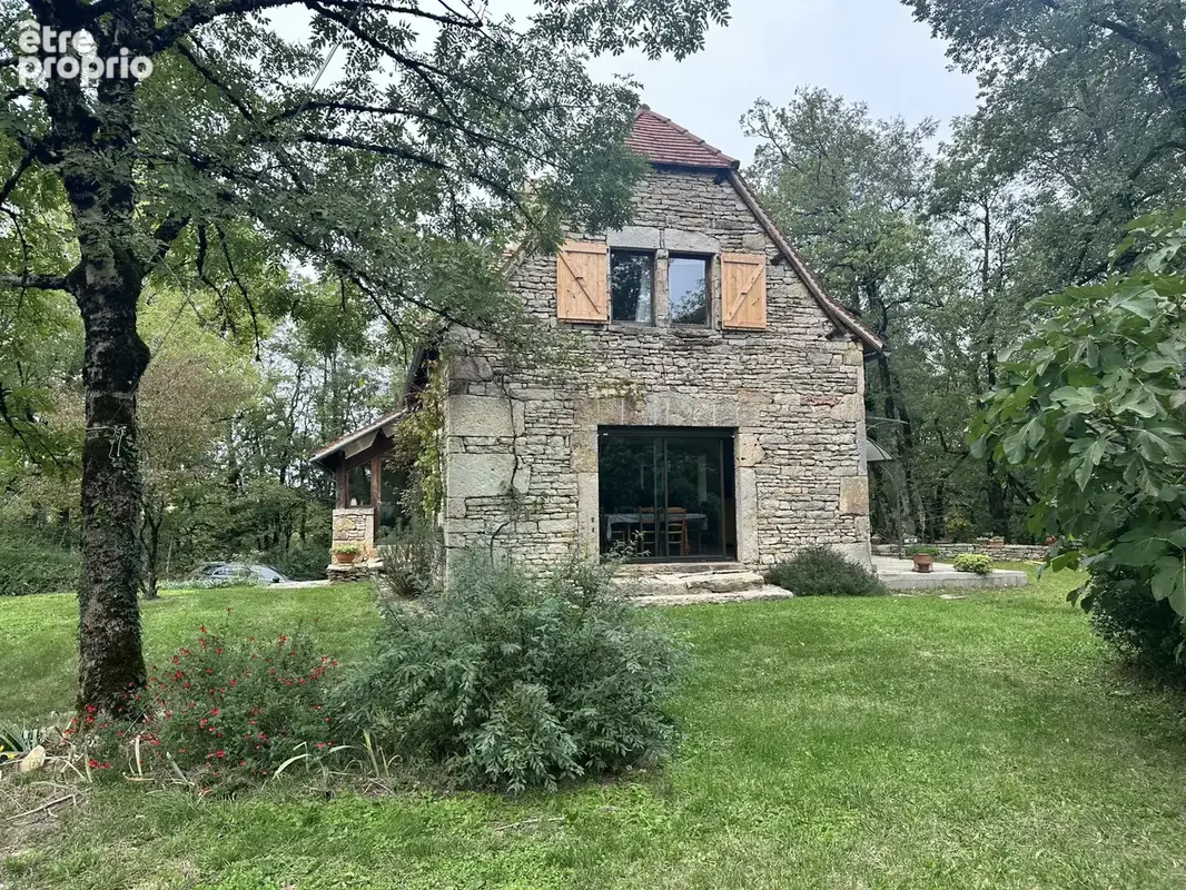 Maison Traditionnelle T5 - 142m2 sur 6300m2 de jardin - photo 17