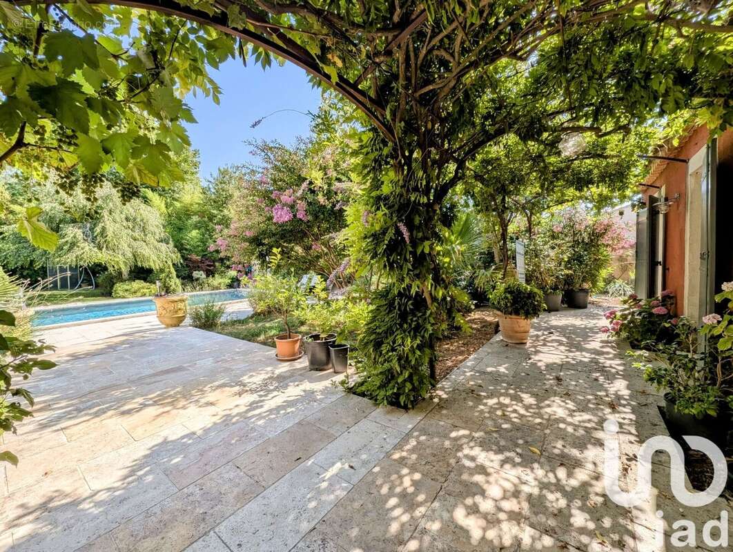 Photo 5 - Maison à ROBION