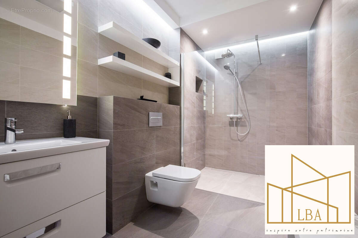 Appartement à MARSEILLE-2E