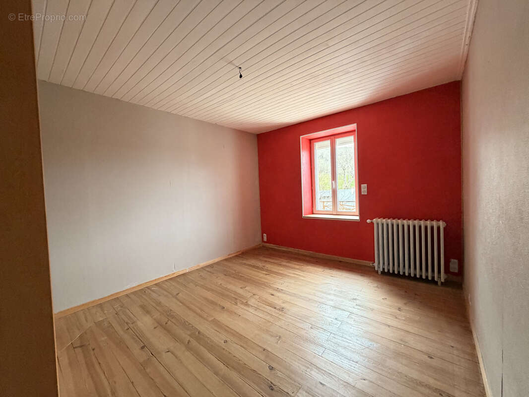 Maison à SAINT-SATURNIN