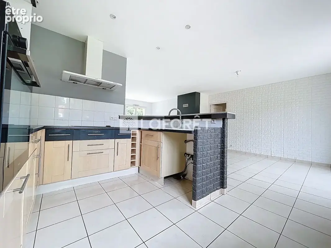 Maison Cholet 5 pièce(s) 99 m2 - photo 2