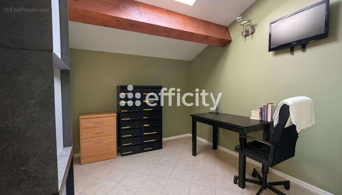 Appartement à ROUSSET