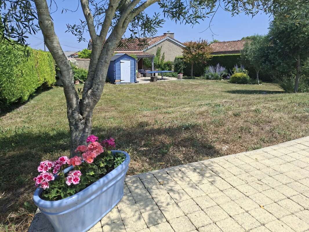Propriété en pierre en excellent état avec piscine chauffée - photo 14