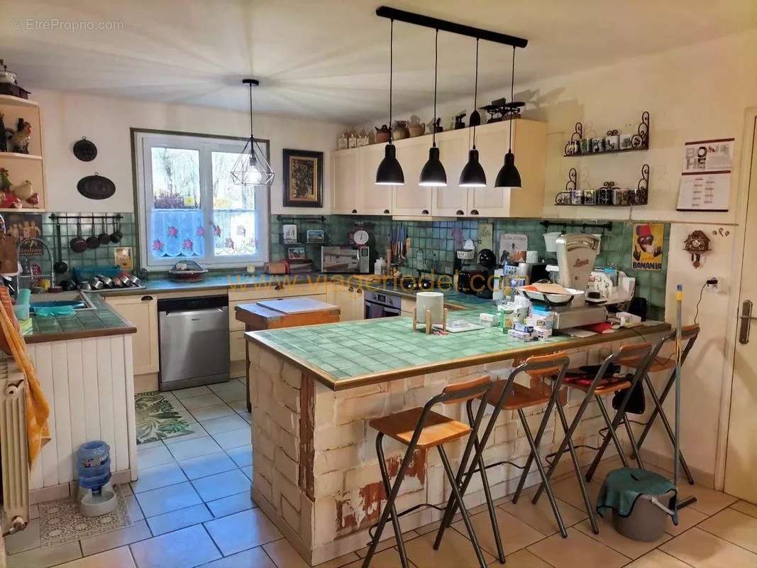 Maison à SAINT-MAIME