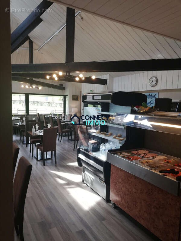 Commerce 380 m² à Leuhan  - photo 2