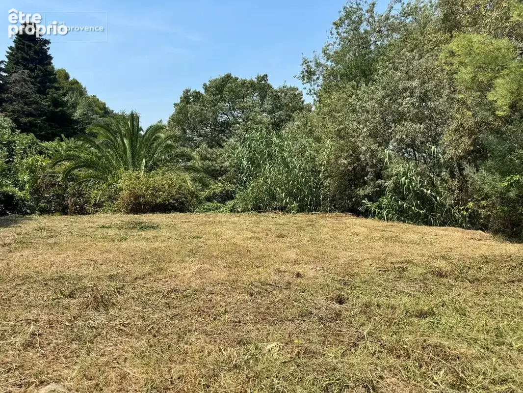 Terrain à bâtir de 735 m² à LA ROQUETTE-SUR-SIAGNE (06) - photo 2