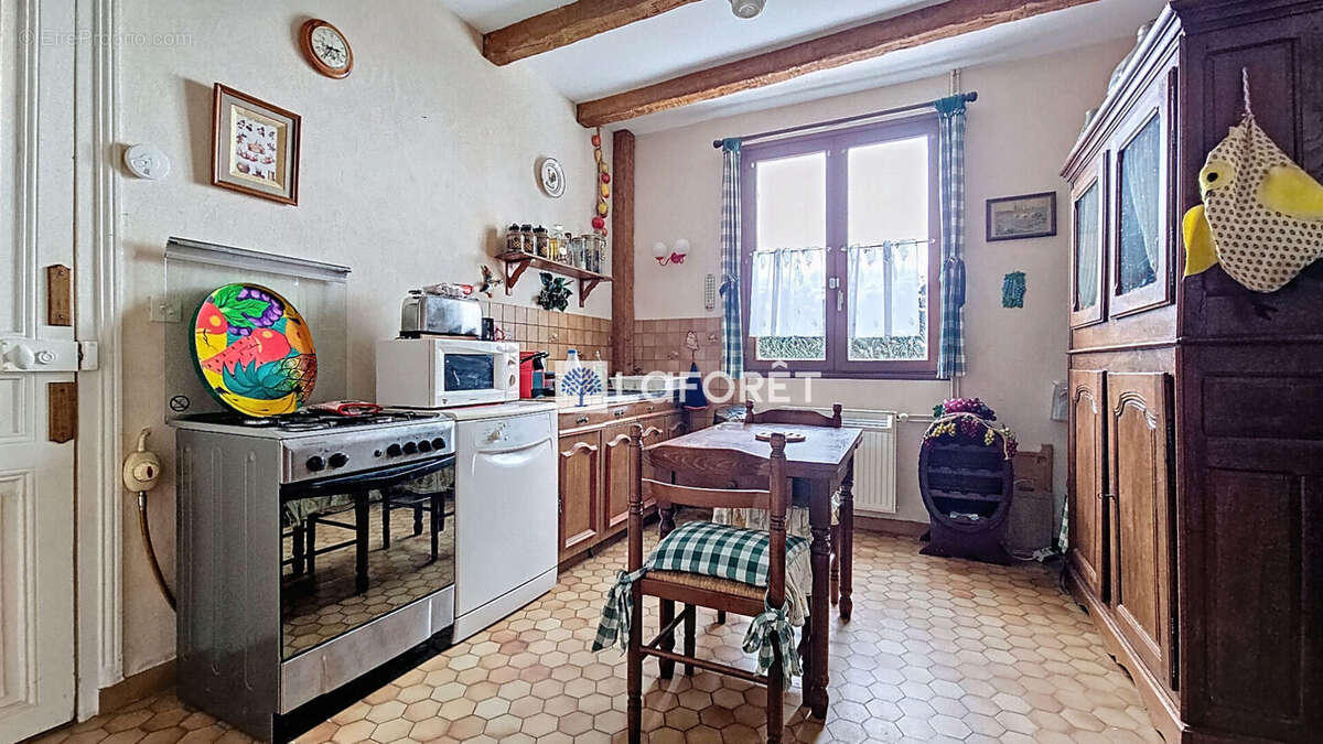 Maison à AMIGNY-ROUY