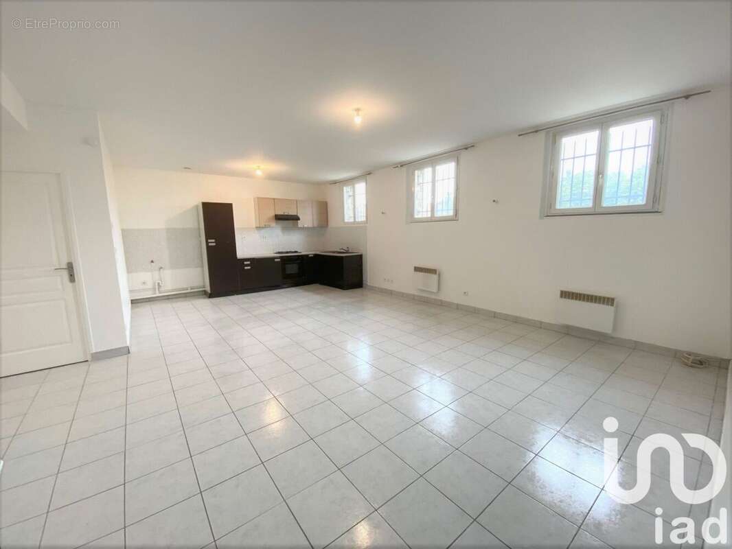 Photo 8 - Appartement à VARENNES-SUR-SEINE