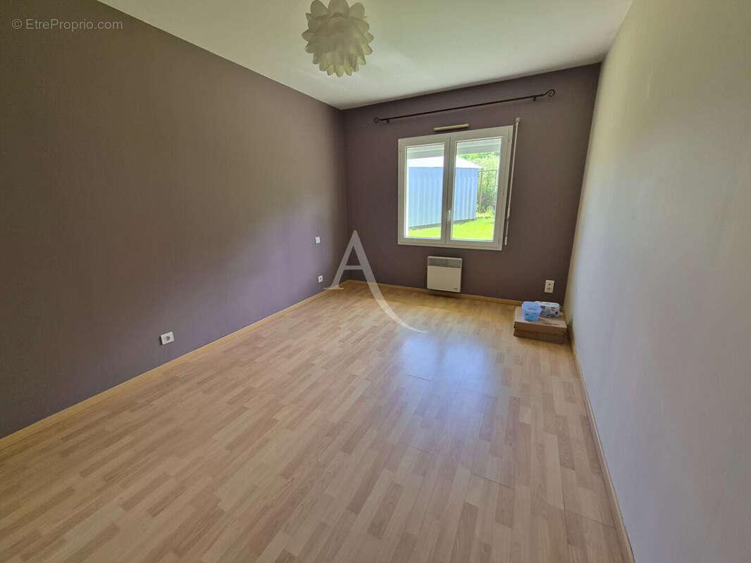 Maison à VILLENEUVE-DE-MARSAN