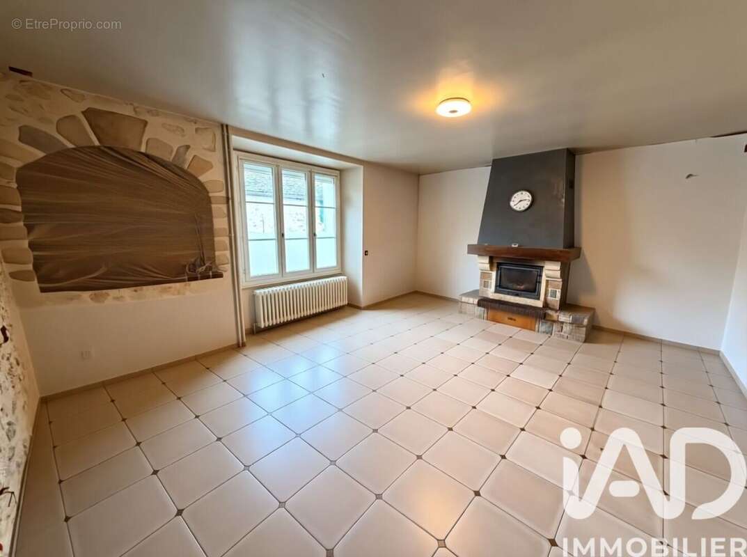 Maison 165 m² à Rouilly  - photo 5