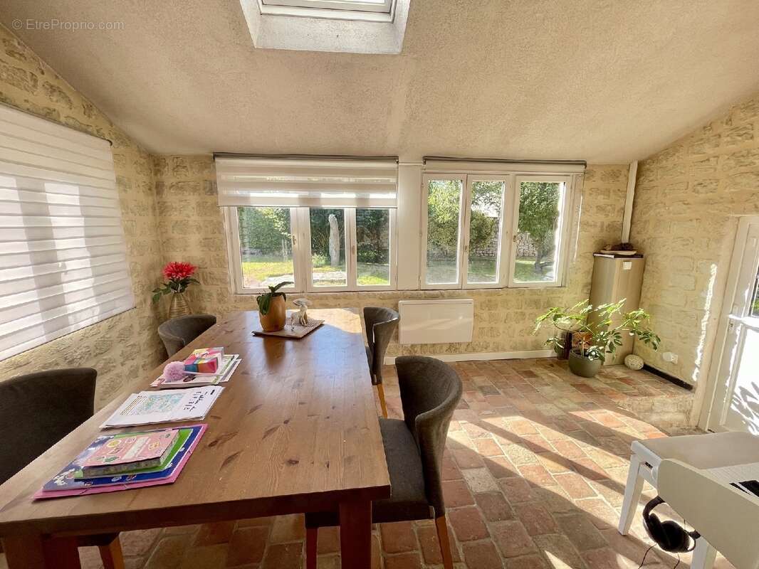Maison 132 m² à Noisy-Sur-Ecole  - photo 6