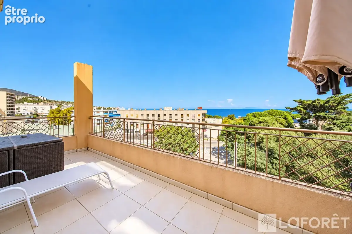 Bastia - duplex en dernier etage - 140m² - photo 3