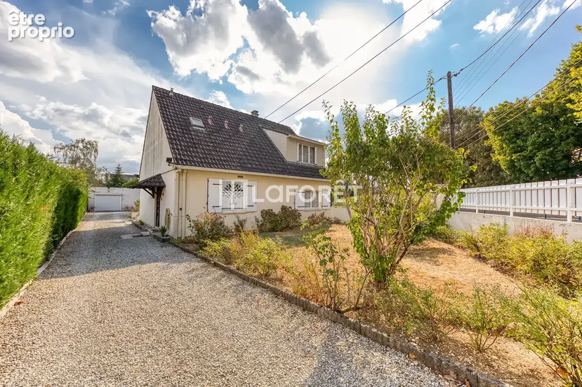 Maison Pontault Combault 6 pièce(s) 120m2 - photo 12