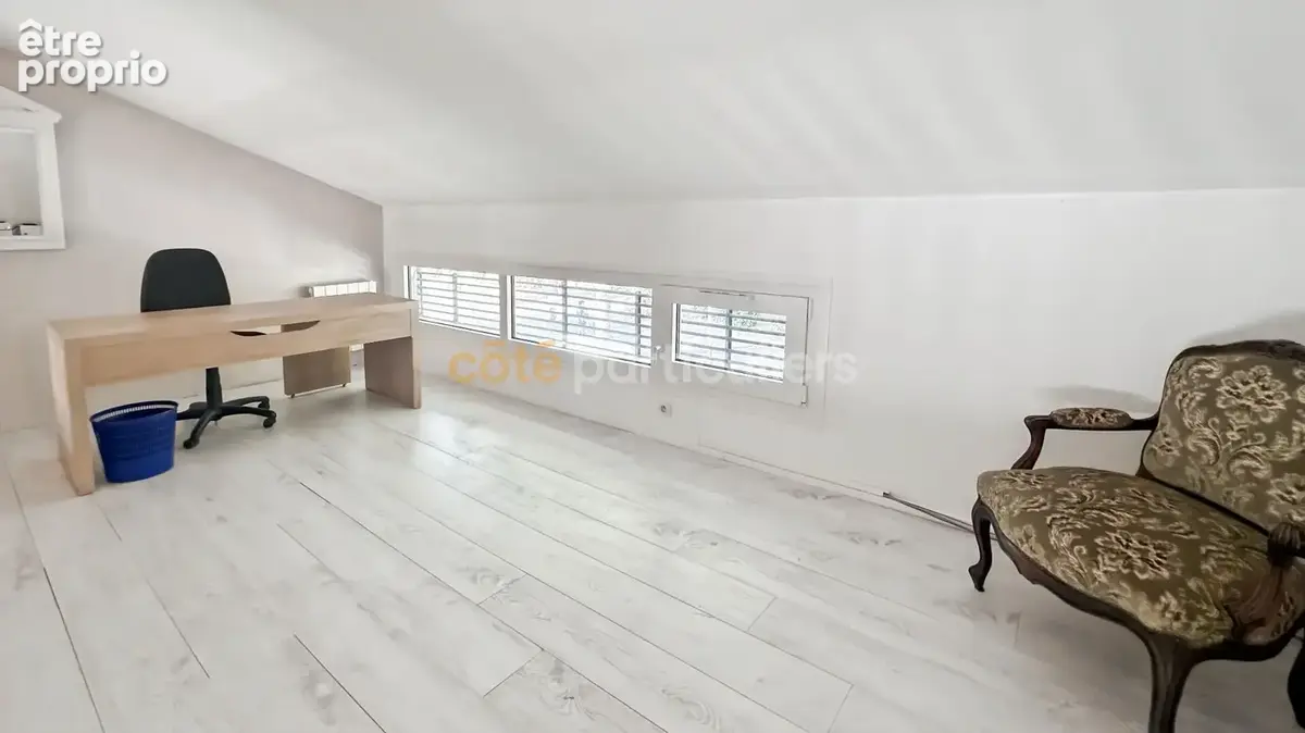 Santeny  local commercial 57,91 m² - photo 5