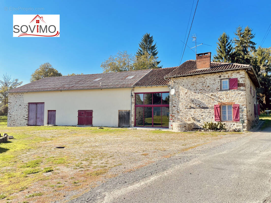 Maison à SAINT-CHRISTOPHE