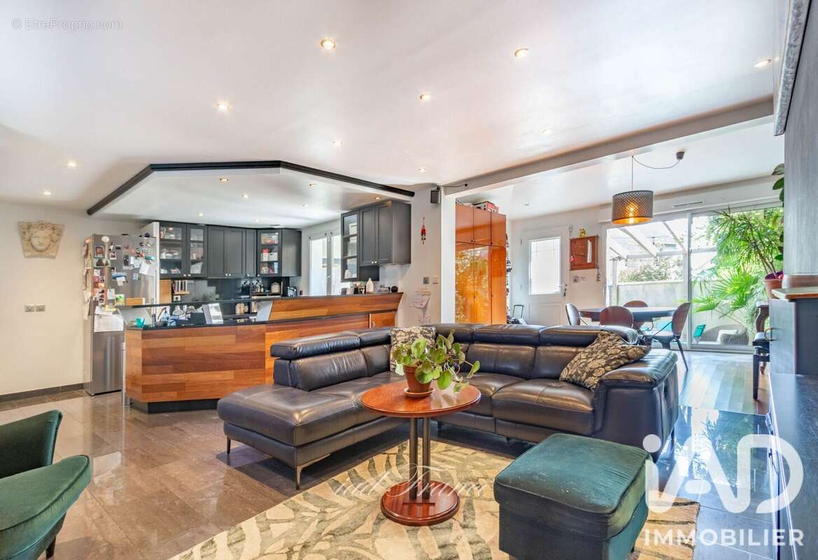 Maison 115 m² à Orgeval  - photo 2