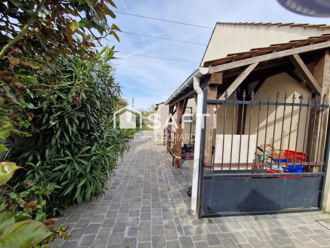 Photo 2 - Maison à BUCHELAY