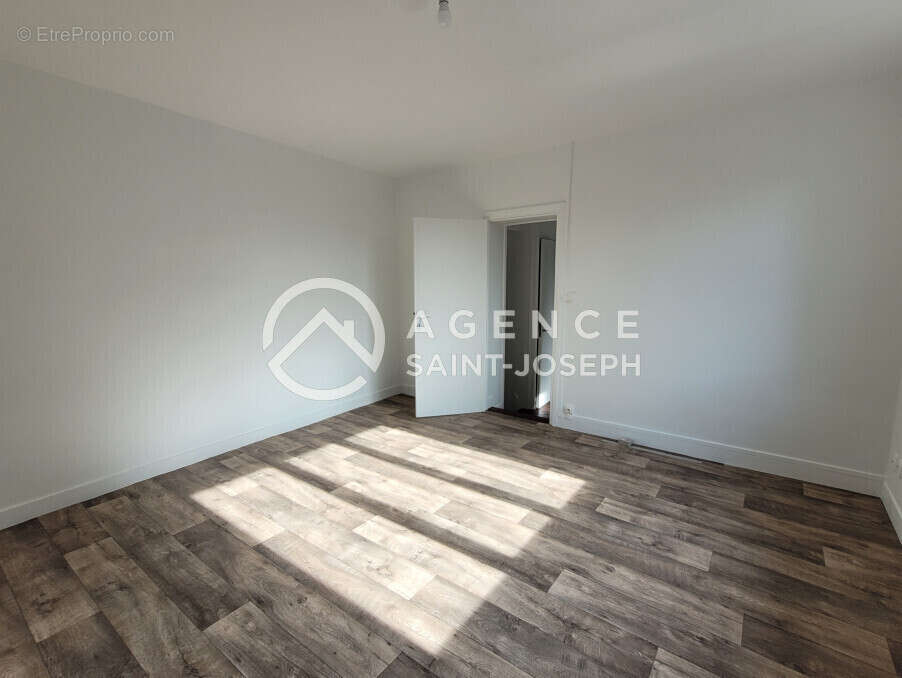 Maison à DOUDEVILLE