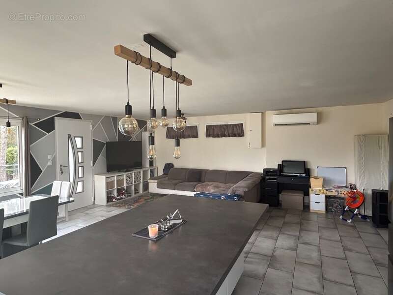 RIANS (83560) – Maison de plain-pied de 120 m² avec T1 indépendant sur terrain de 4 000 m² piscinable - photo 13