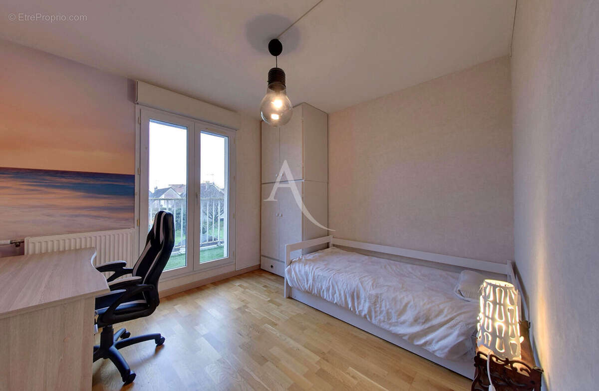 Appartement à CHEVRY-COSSIGNY