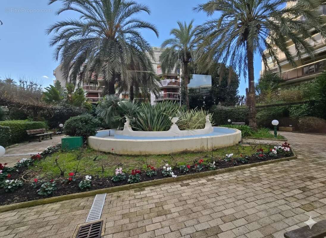 Appartement à LE CANNET