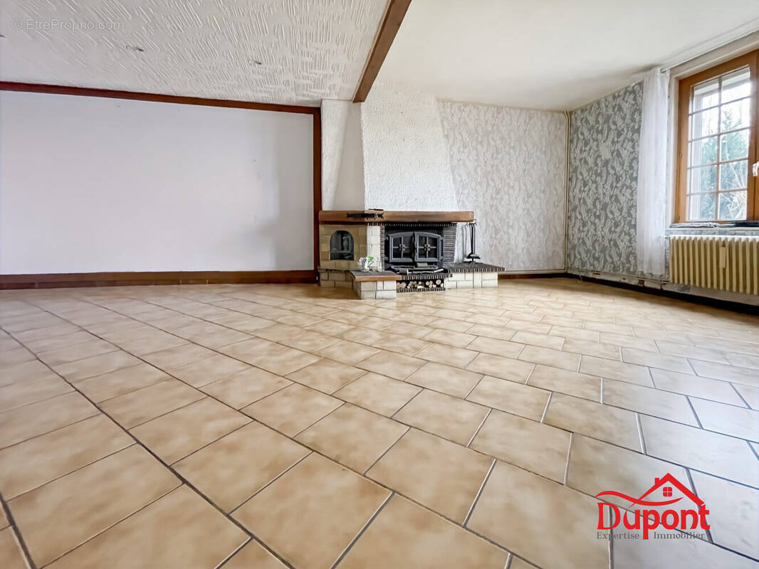 Maison à SAINT-QUENTIN