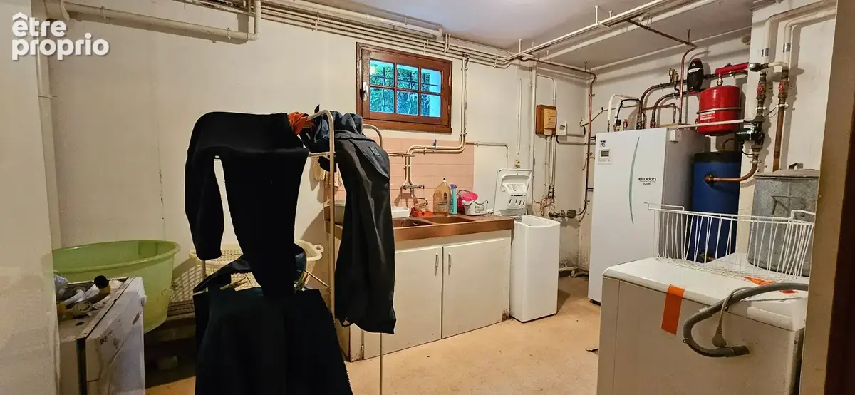 Maison 6 chambres avec 4600m2 de jardin, grand sous-sol, possibilité de vie en plain-pied (Calvinet-Puycapel, 15) - photo 29