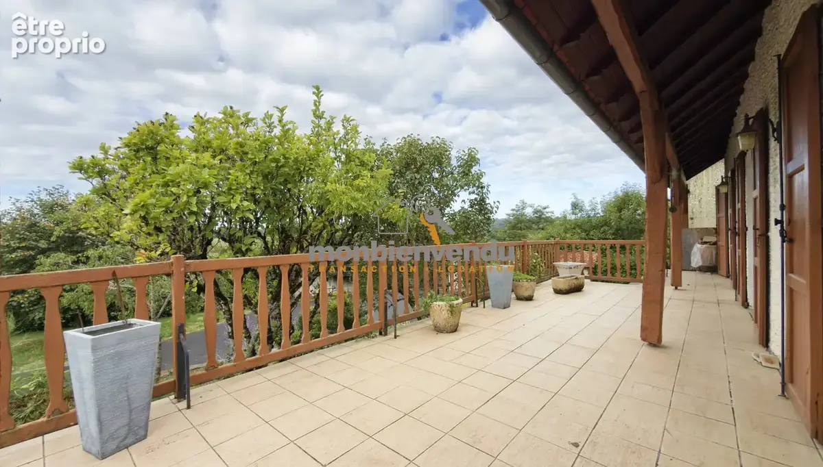 Maison 7 pièces 158 m² à vendre à Reilhac (15250) - photo 5