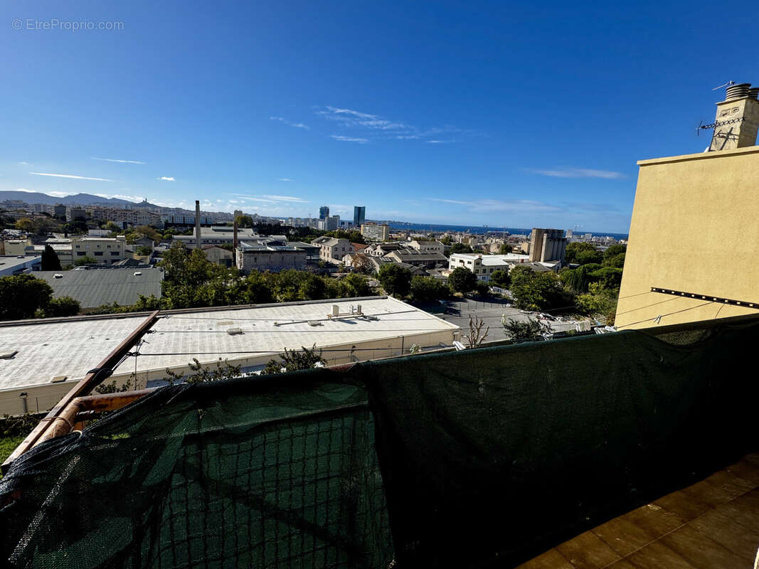 Appartement à MARSEILLE-14E