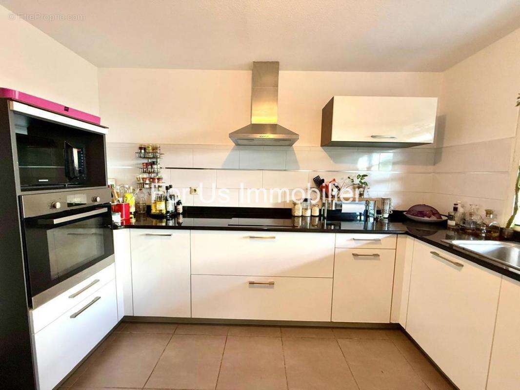 Maison à PETIT-BOURG