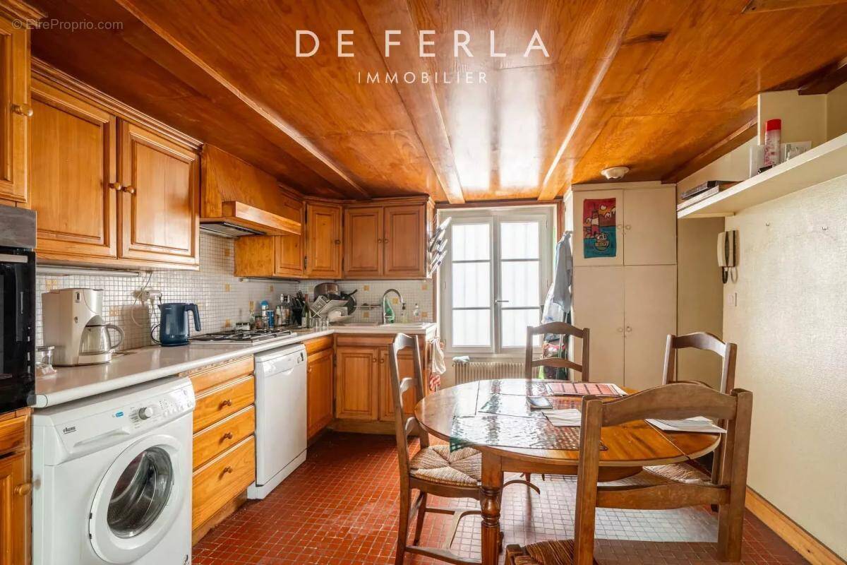 Maison à PARIS-14E