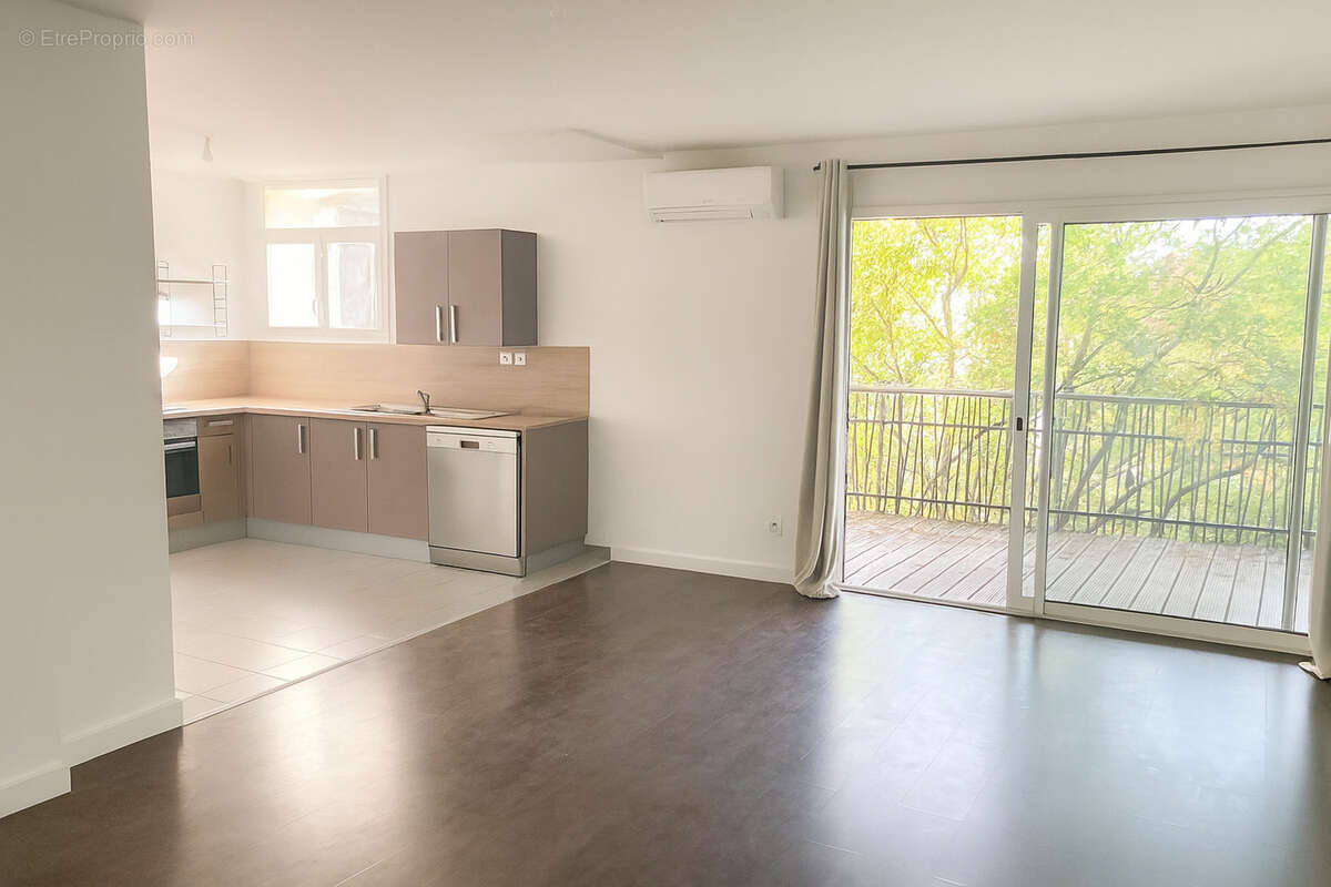 Appartement à MONTELIMAR