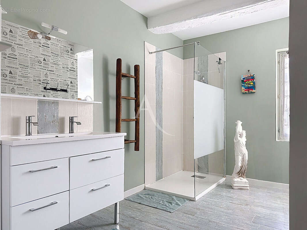 Maison à BEAUFORT-EN-VALLEE