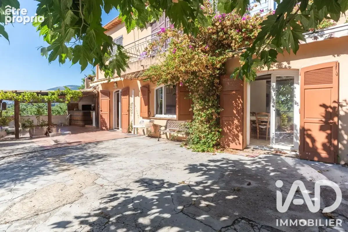 Photo 1 - Maison à MOUANS-SARTOUX