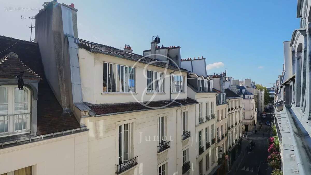 Appartement à PARIS-3E