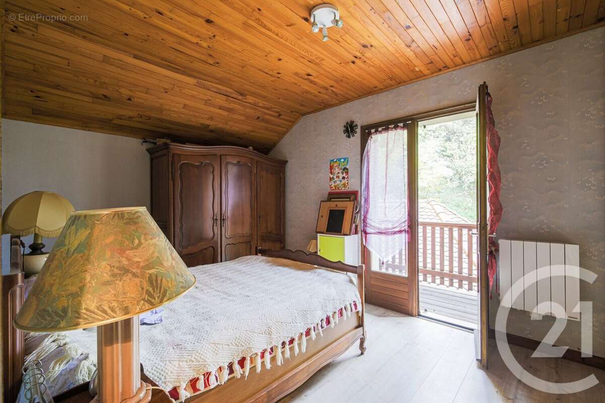 Maison à ECHIROLLES