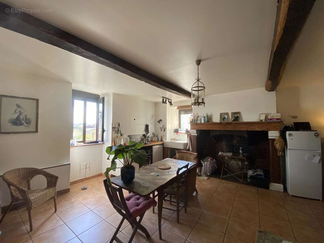 Maison à MANCIOUX