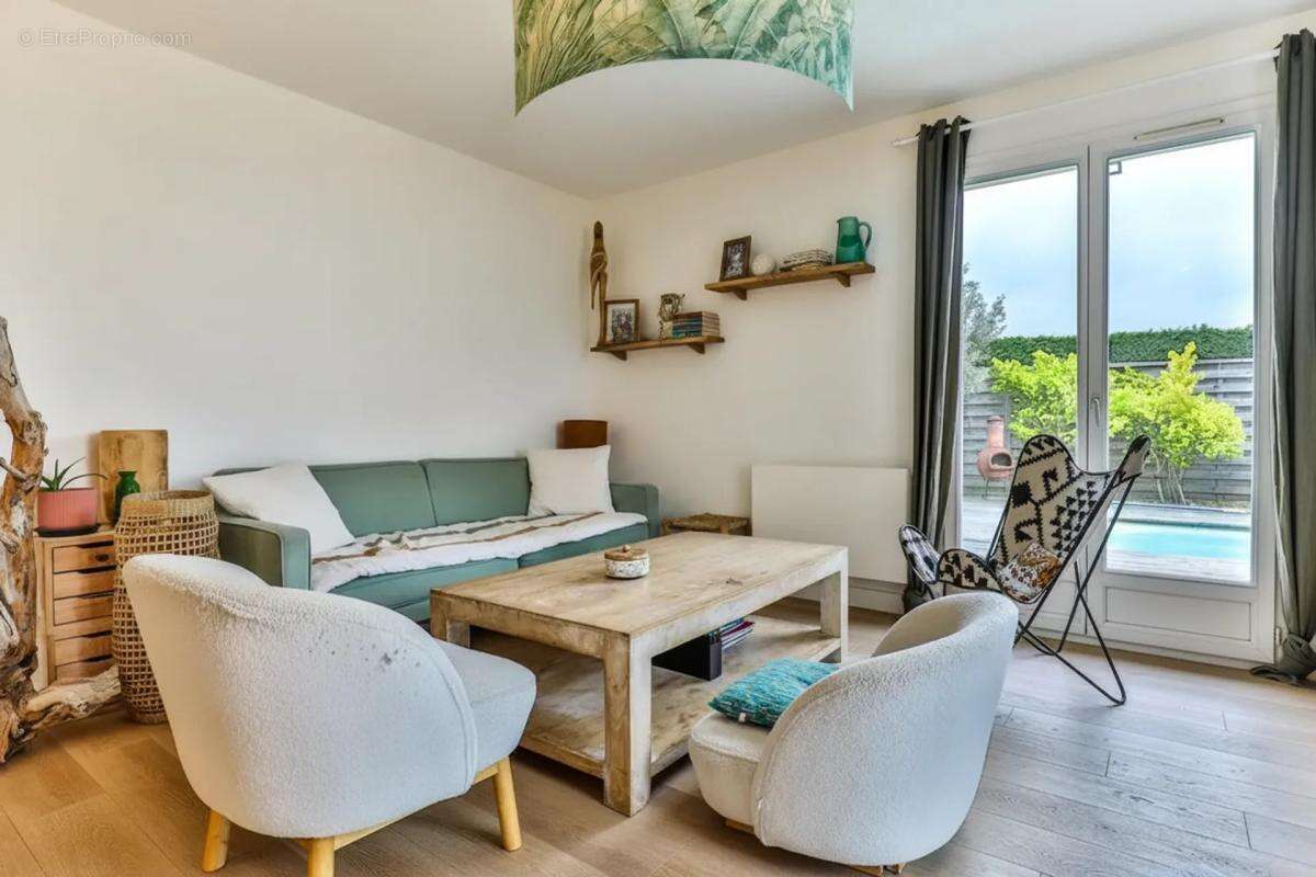 Maison 91 m² à La Teste-De-Buch  - photo 4