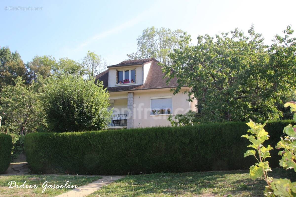 Maison à NOGENT-LE-ROTROU