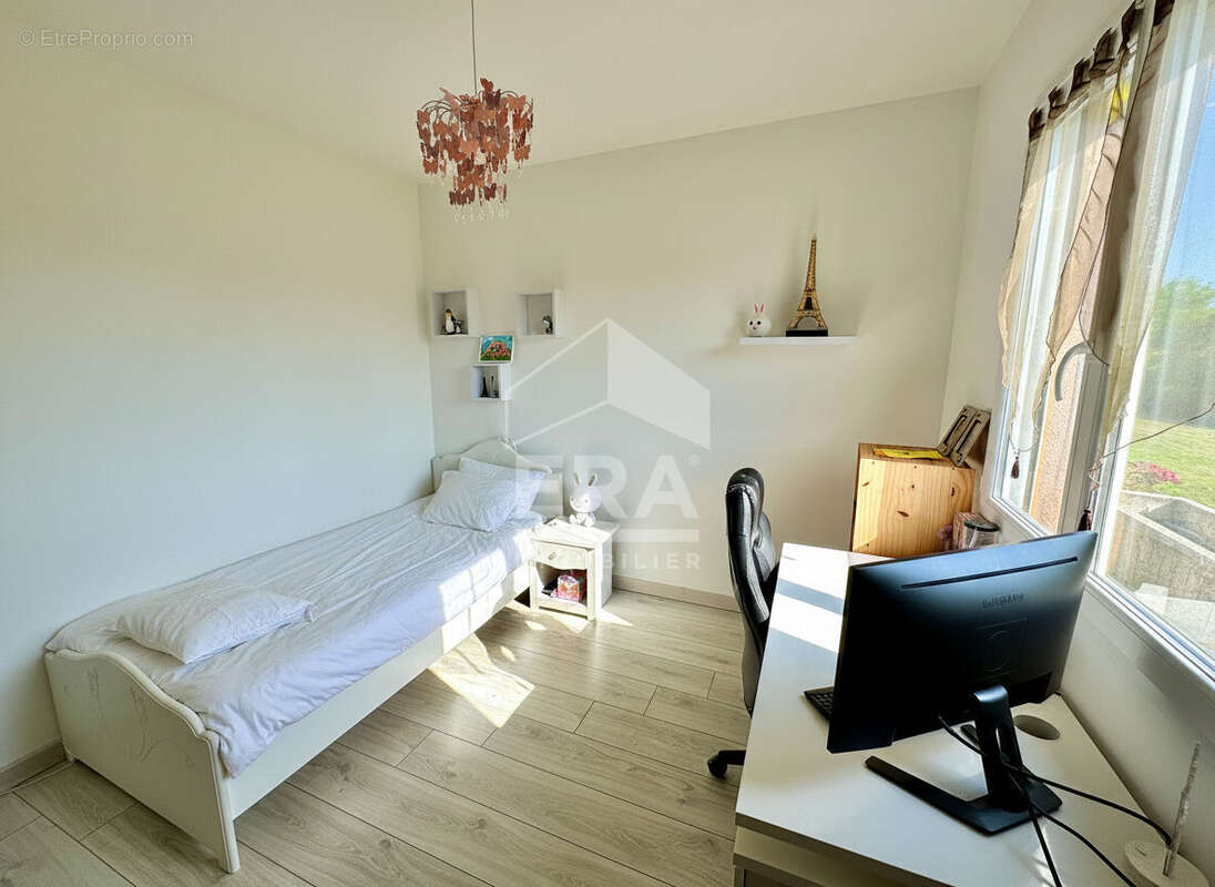 Maison 109m² à castéra-lou - photo 7