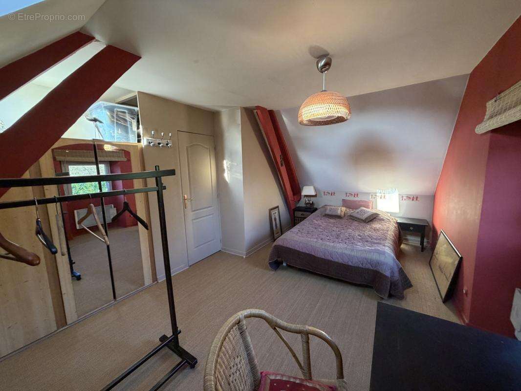 Maison à MAROLLETTE