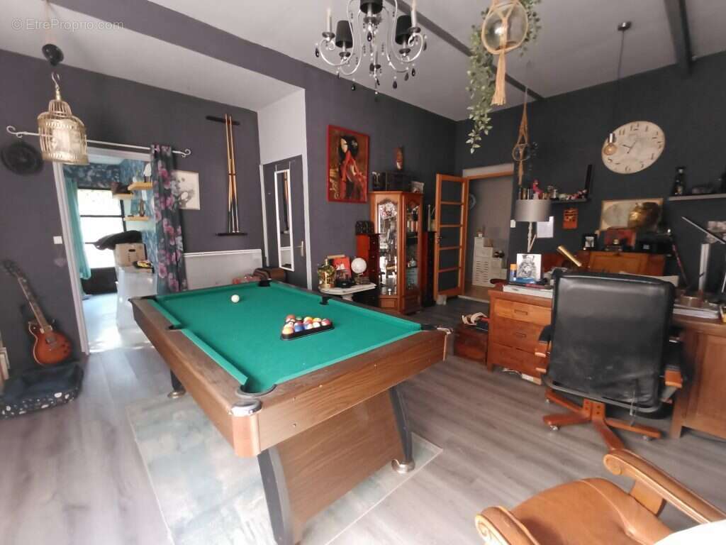 Maison à AIGUEFONDE