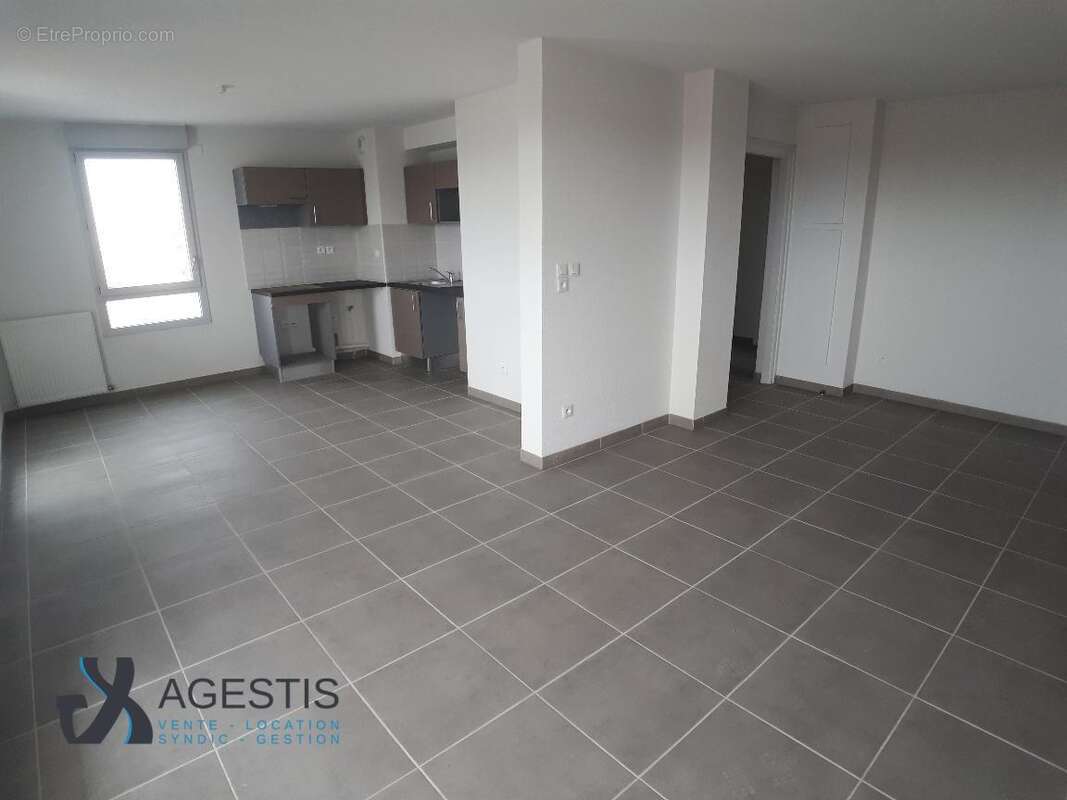  - Appartement à TOULOUSE