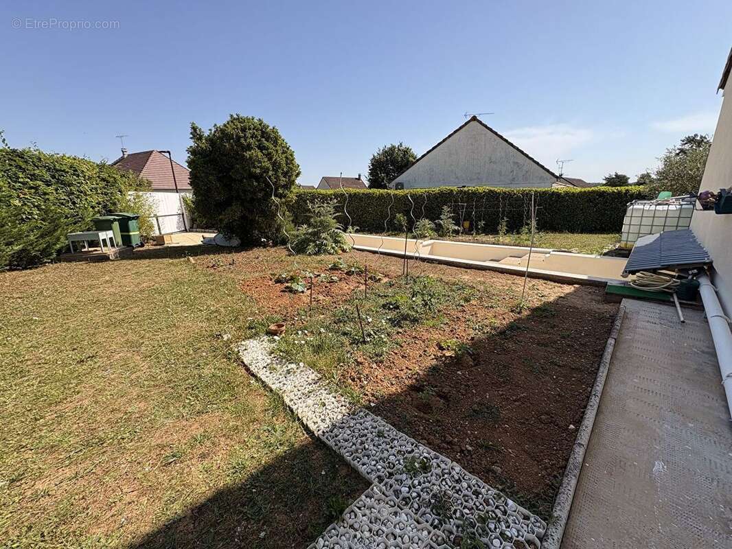 Maison Meru 5 pièce(s) 91 m2 - photo 2