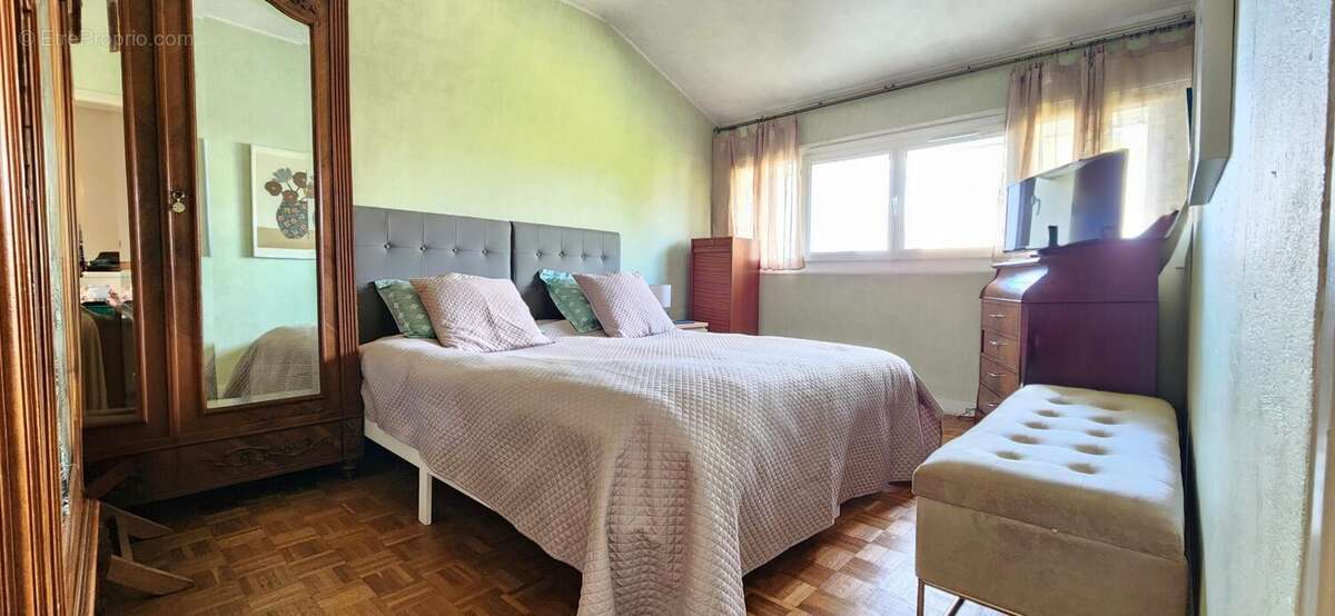 Maison à LOUVRES