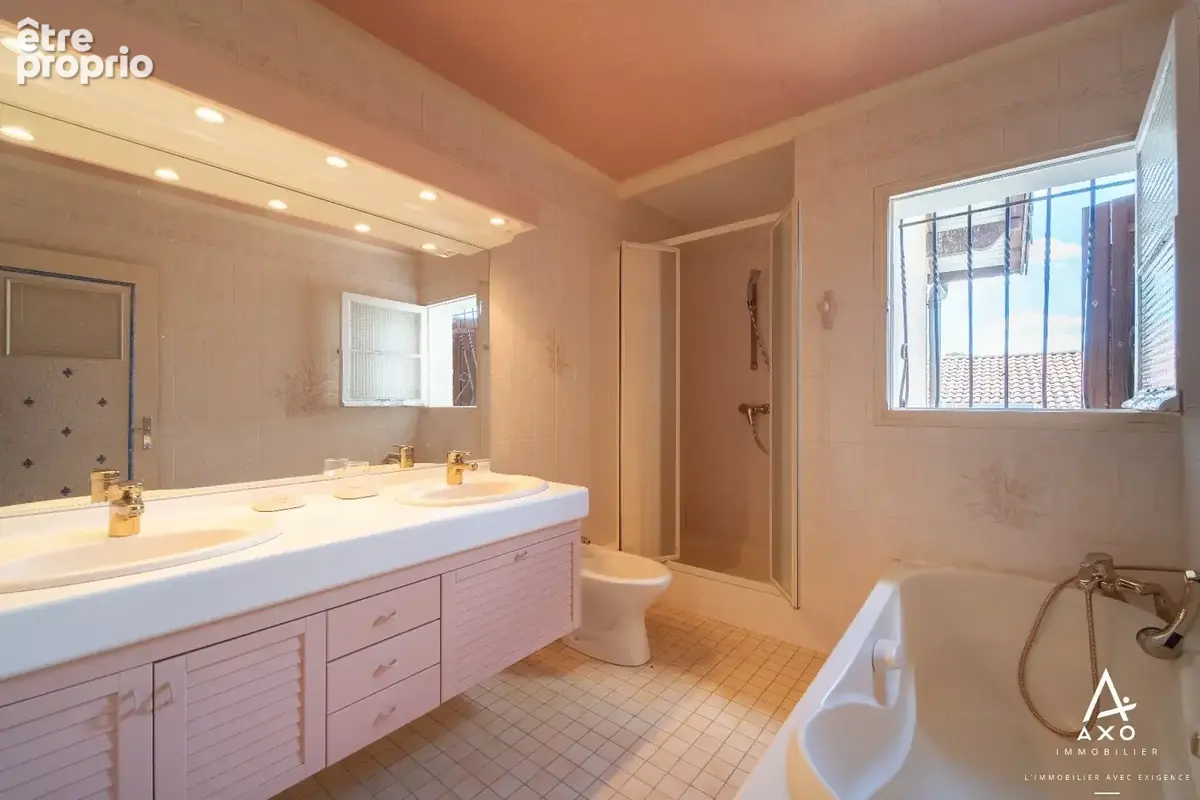 Maison 8 pièces 183 m² à vendre à Saint-Pierre-Du-Mont (40280) - photo 7